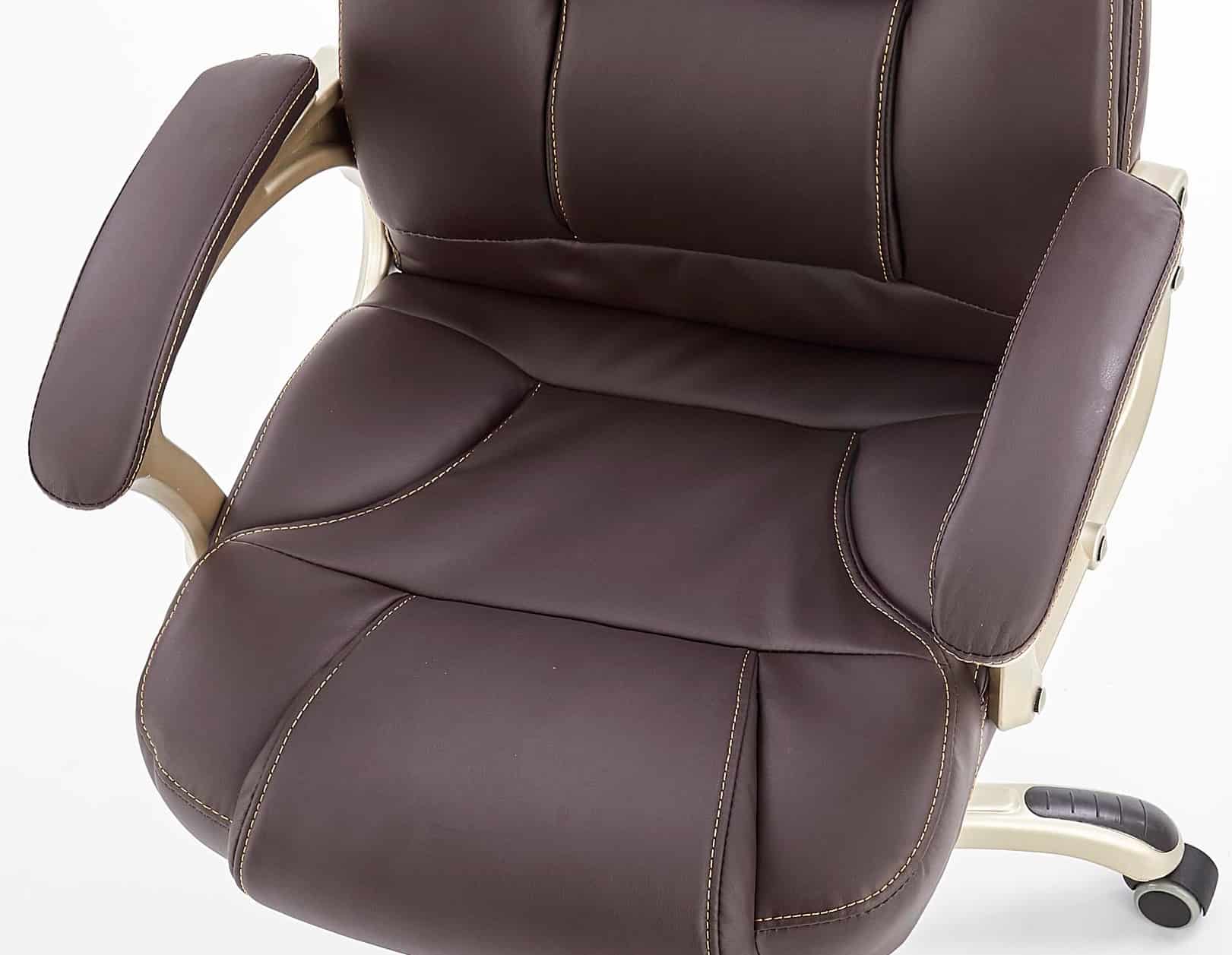 Detail Desmond hnědá eko kůže