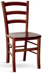 Dřevěná jídelní židle